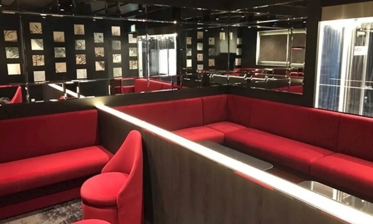 上野綺羅 店内写真