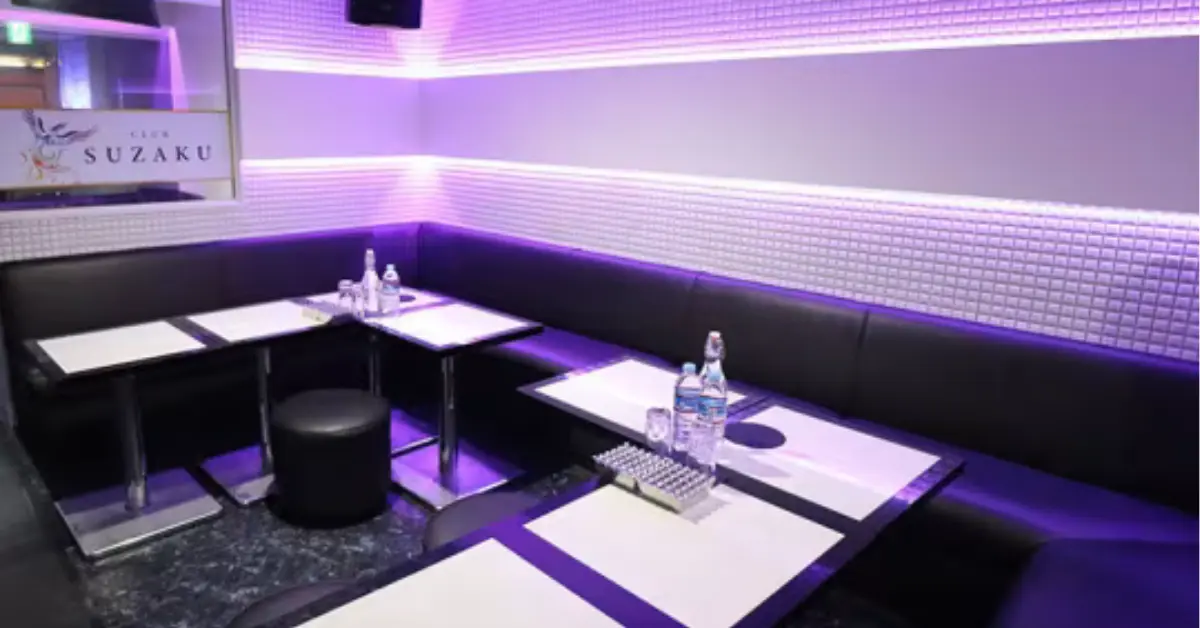 千葉富士見町スザク(CLUB SUZAKU)のメインフロアを撮影した店内内装