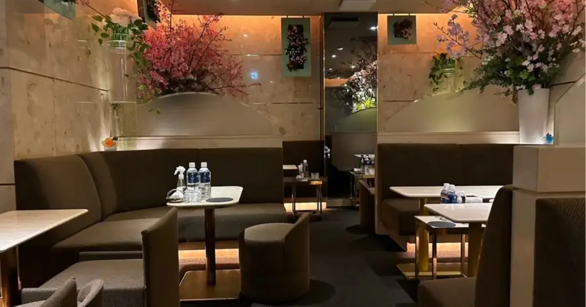銀座バカラ(BACOARAT)のメインフロアを撮影した店内内装