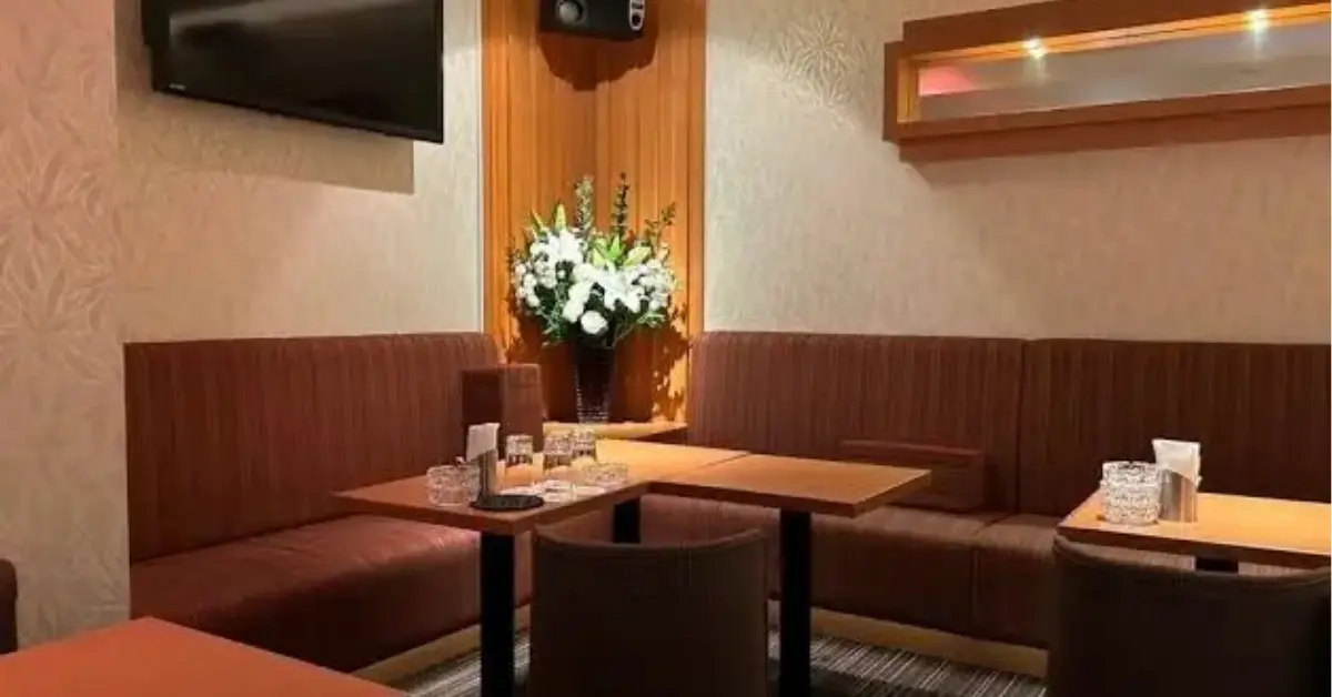 銀座モルゲンロート(morgenrot)のメインフロアを撮影した店内内装